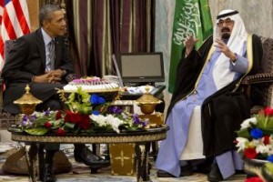 US President Barack Obama (L) meets with Saudi King Abdullah (R) at Rawdat Khurayim, the monarch's desert camp 60 KM (35 miles) northeast of Riyadh, on March 28, 2014
